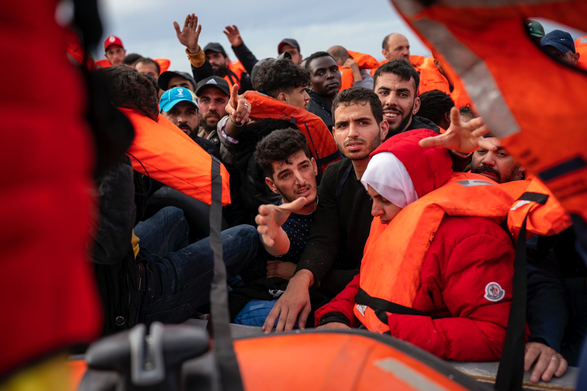 117 persone salvate e centinaia soccorse durante la Missione 100 di Open Arms